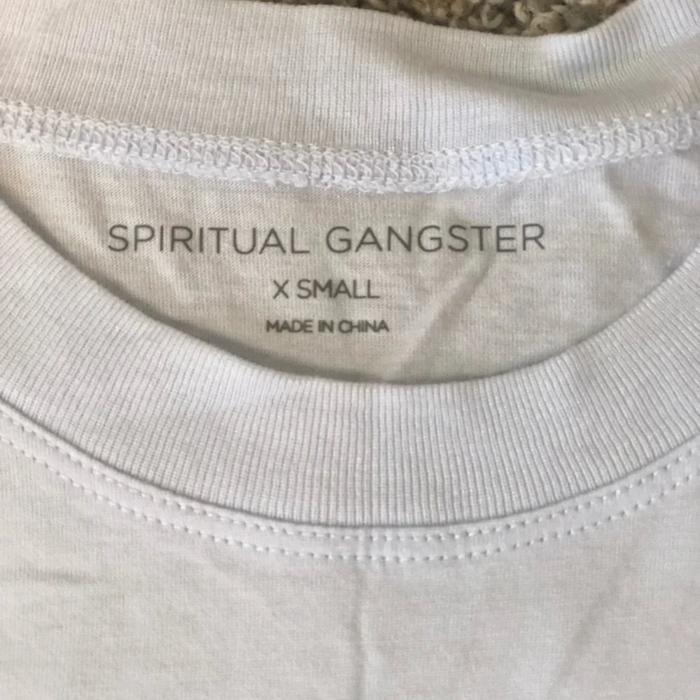 SPIRITUAL GANGSTER "My Attitude Is Gratitude" White Crop Tee Sz XS - Picture 3 of 7